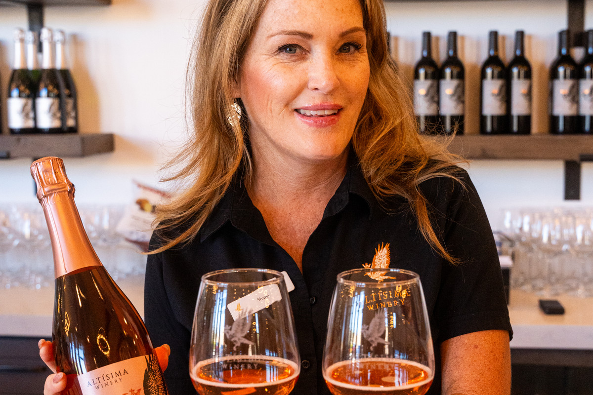 Altisima Winery — Wine Tasting