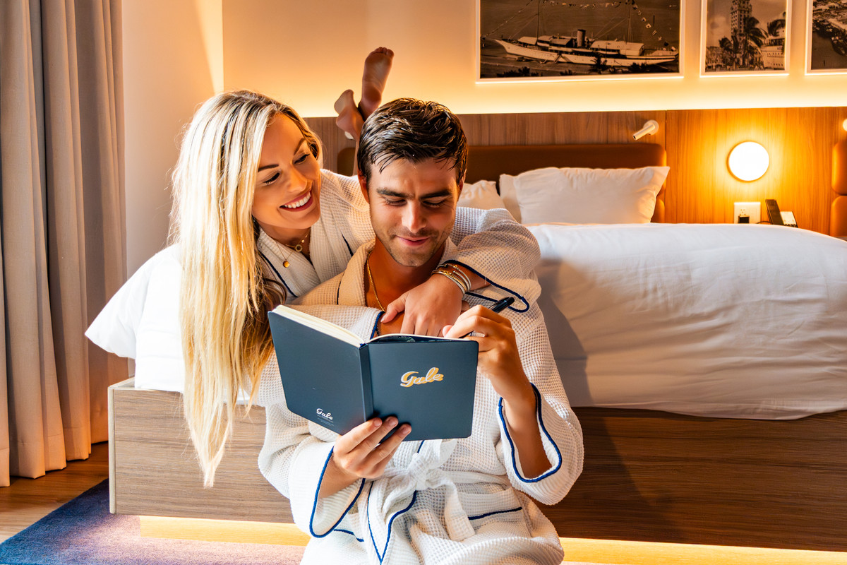 Gale Hotel — Room Service Menu