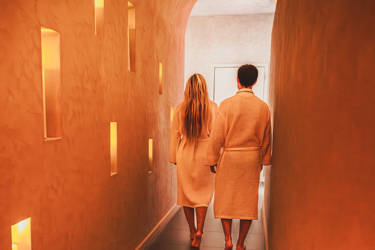 Gale Hotel — Spa Hallway